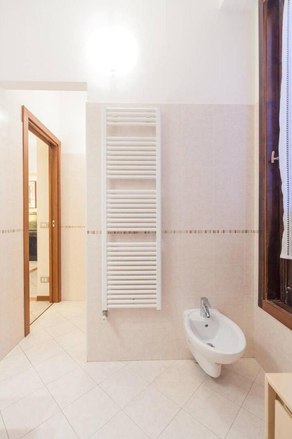 Апартаменты G2 Dreamhouse-Via Lungadige Верона Экстерьер фото